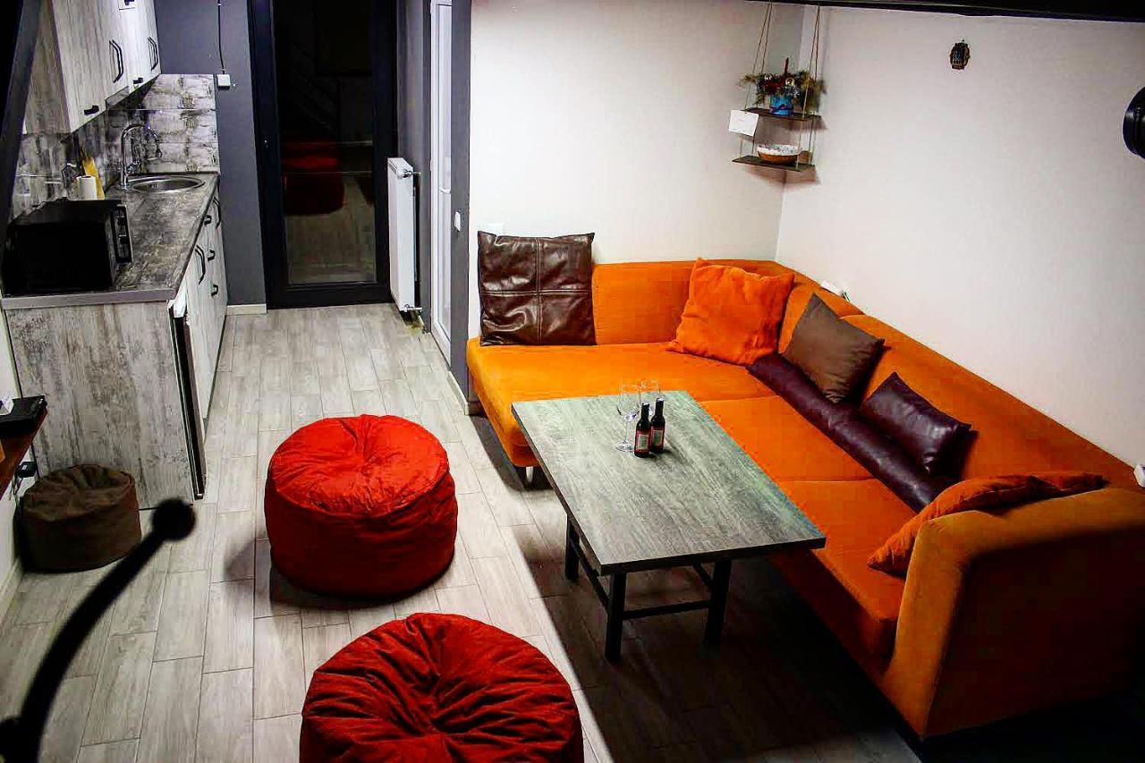 Shota'S Apartment Tbilisi Esterno foto